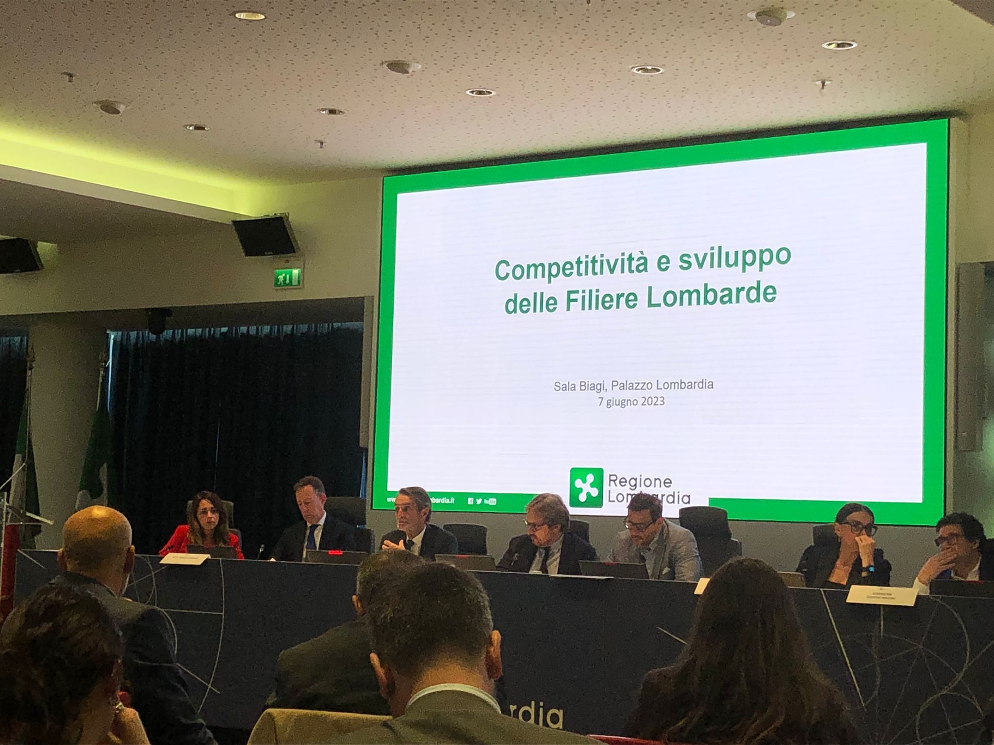 copertina (1) copertina (1)